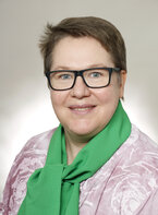 Frau Dana Wilhelm